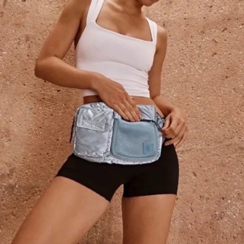 FREE PEOPLE MOVEMENT Courtside Cargo Sling Belt Bag Ice Blue Metallic ~ NWOT - Picture 9 of 9